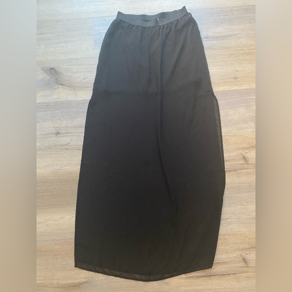 Sheer Black Maxi - Picture 3 of 4